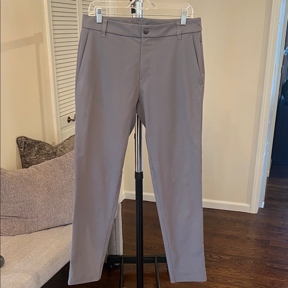 lululemon athletica Men's Light Gray Dress Pants lululemon athletica Men's Light Gray Dress Pants